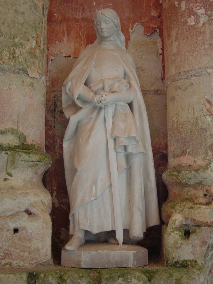 Jeanne D'Arc  à Cravant - Cravant-les-Côteaux