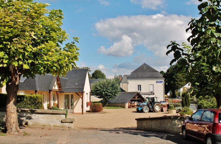 Le Village - Cravant-les-Côteaux