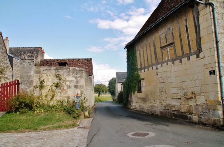 Le Village - Crissay-sur-Manse