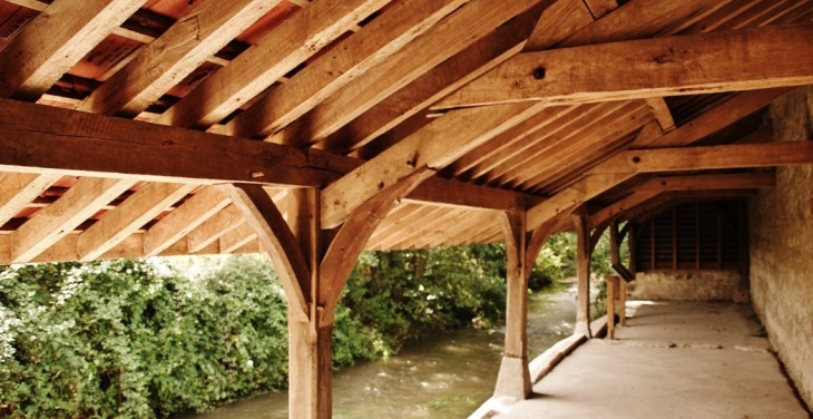 Lavoir - Crissay-sur-Manse