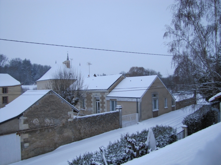 L'école sous la neige - Crotelles