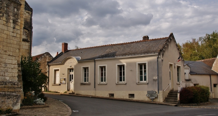 La Mairie - Crouzilles