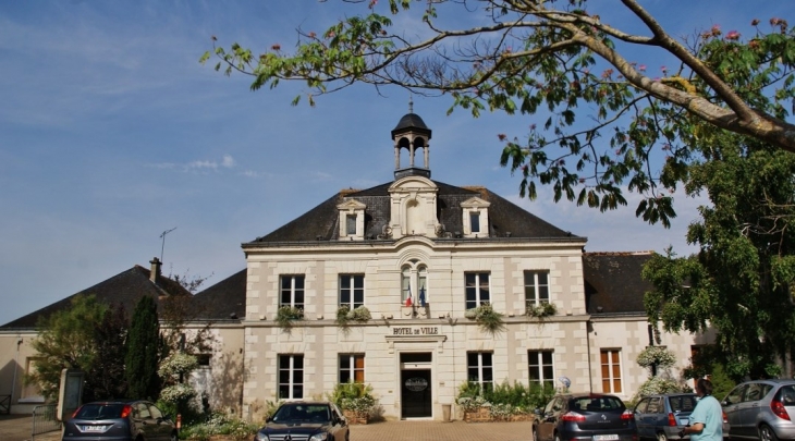 Hotel-de-Ville - L'Île-Bouchard