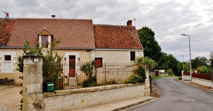 Le Village - La Chapelle-Blanche-Saint-Martin