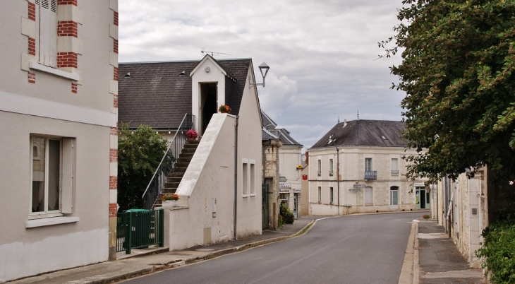 Le Village - La Chapelle-Blanche-Saint-Martin