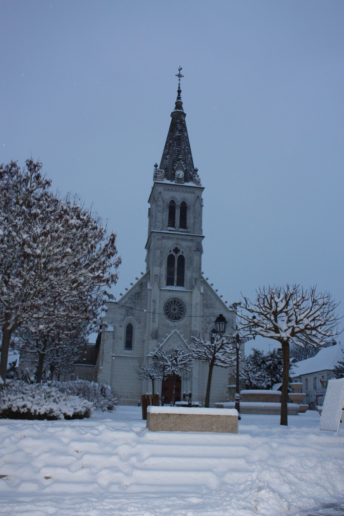 L'église sous la neige - Ligueil