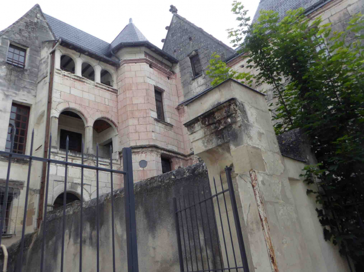 Ville Renaissance : hôtel Nau - Loches