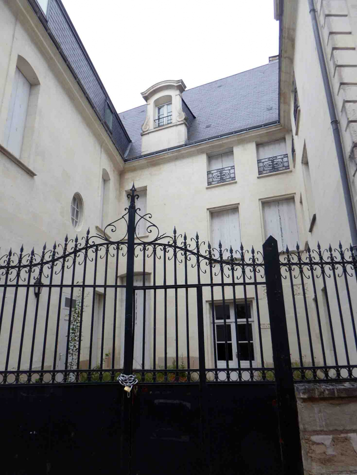 Ville Renaissance : hôtel particulier rue du château - Loches