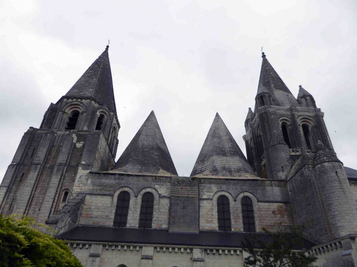 La Cité Royale : l'église Saint Ours - Loches