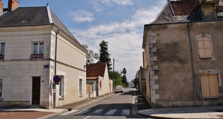 Le Village - Manthelan