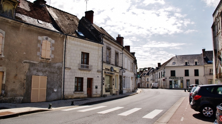 Le Village - Manthelan