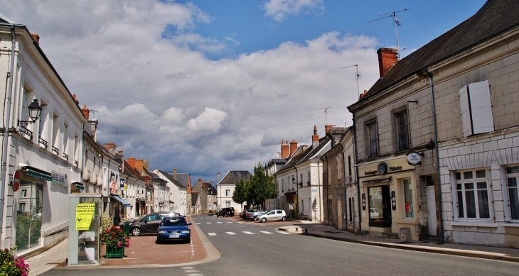 Le Village - Manthelan