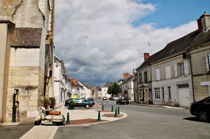 Le Village - Manthelan