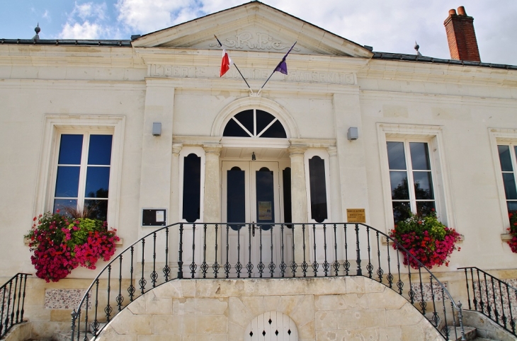 La Mairie - Manthelan