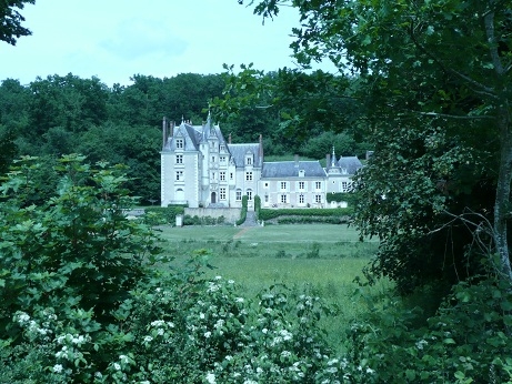 Le château de la Roche d'Alès dans la vallée de la Dême - Marray