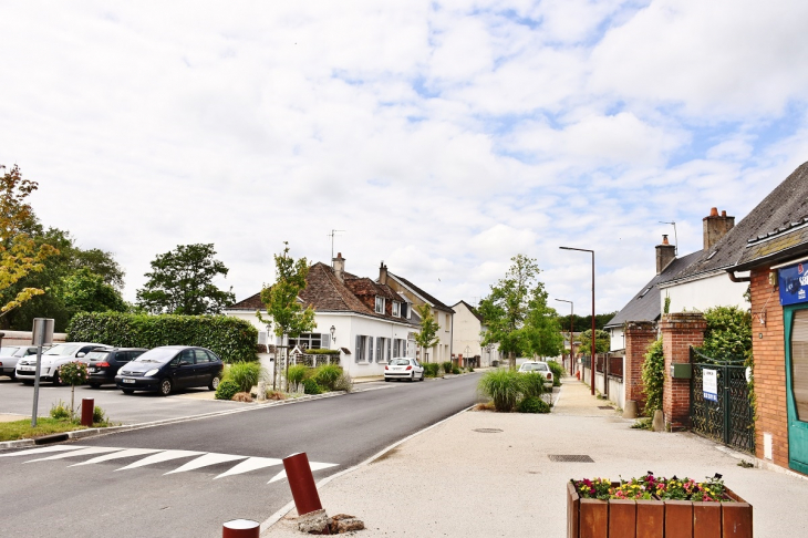 La Commune - Montreuil-en-Touraine