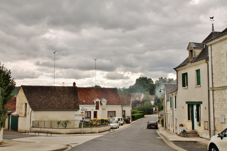 Le Village - Mouzay