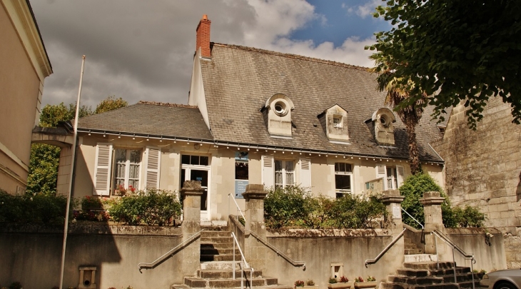 La Mairie - Neuil