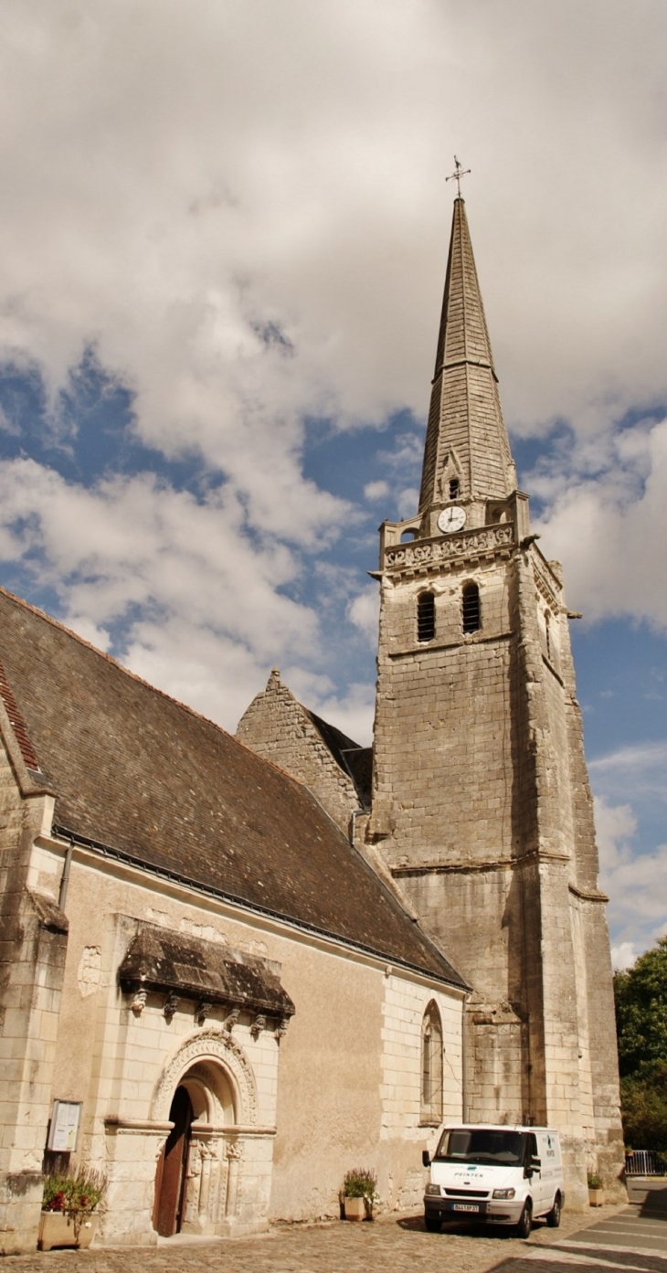  ²église Saint-Perpet - Neuil