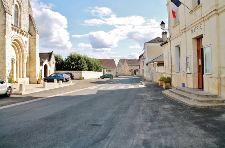 Le Village - Parçay-sur-Vienne