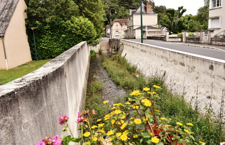 La Commune - Pocé-sur-Cisse