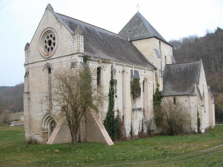 Eglise romane Notre-Dame - Rigny-Ussé