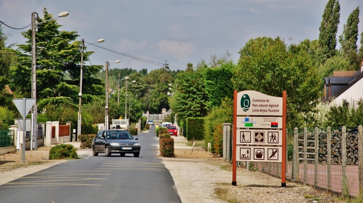 Le Village - Rivière