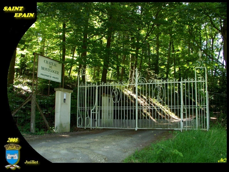 Entrée du château de Montgoger - Saint-Épain