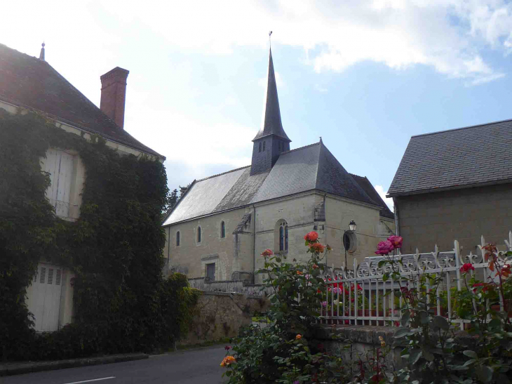 L'église de Saint Jean - Saint-Jean-Saint-Germain