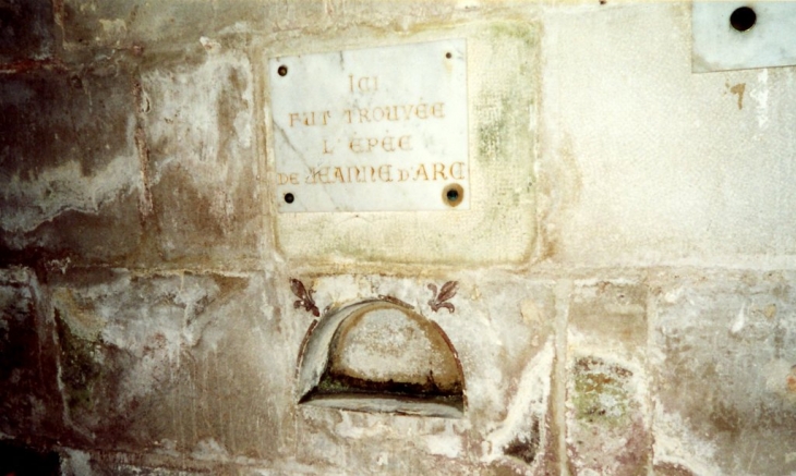 Eglise de Ste Catherien de Fierbois - Sainte-Catherine-de-Fierbois