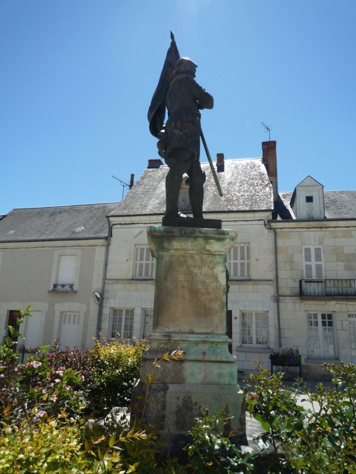 à Ste Catherine de Fierbois - Sainte-Catherine-de-Fierbois