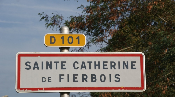  - Sainte-Catherine-de-Fierbois