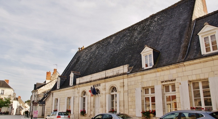 La Mairie - Sainte-Catherine-de-Fierbois