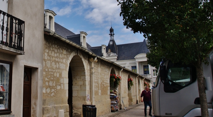 Marché couvert - Sainte-Maure-de-Touraine