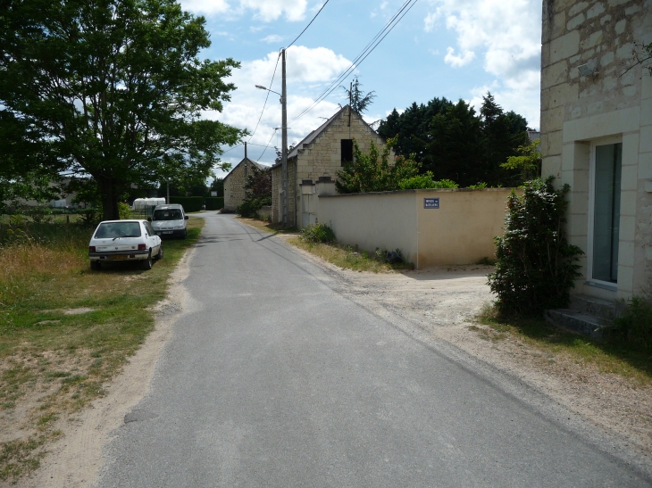 Bertignolles rue des bateliers - Savigny-en-Véron