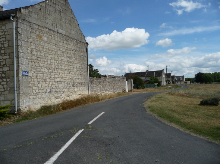 Bertignolles rue des mariniers - Savigny-en-Véron