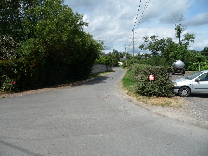 Bertignolles rue des bateliers - Savigny-en-Véron