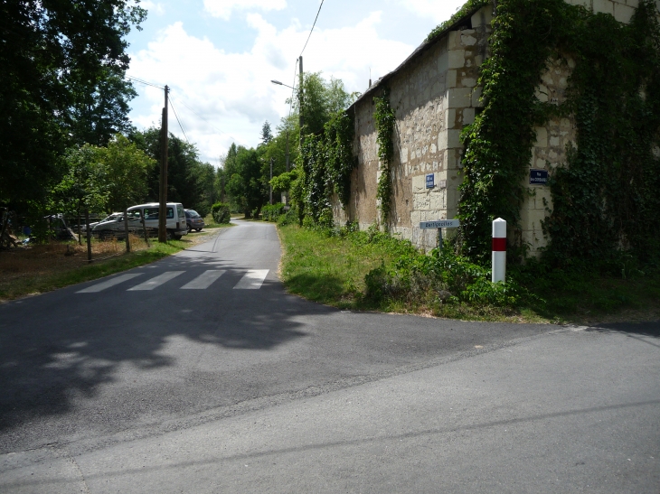 Bertignolles rue des pecheurs - Savigny-en-Véron