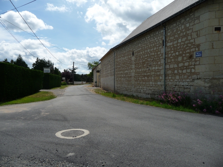 Bertignolles rue des mariniers - Savigny-en-Véron