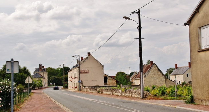 Le Village - Sazilly