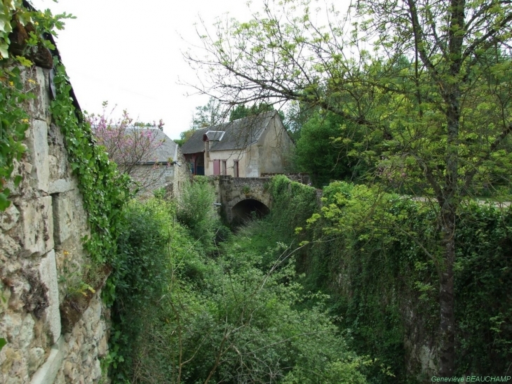 Promenade dans le village - Semblançay