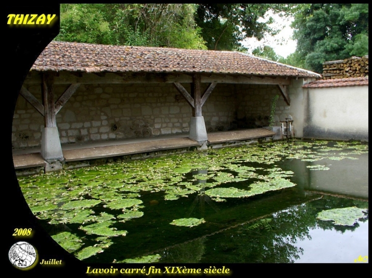 Lavoir carré - Thizay