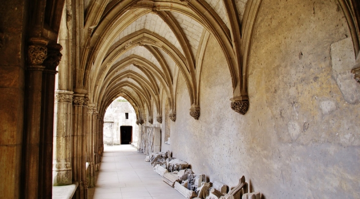 Le Cloître - Tours