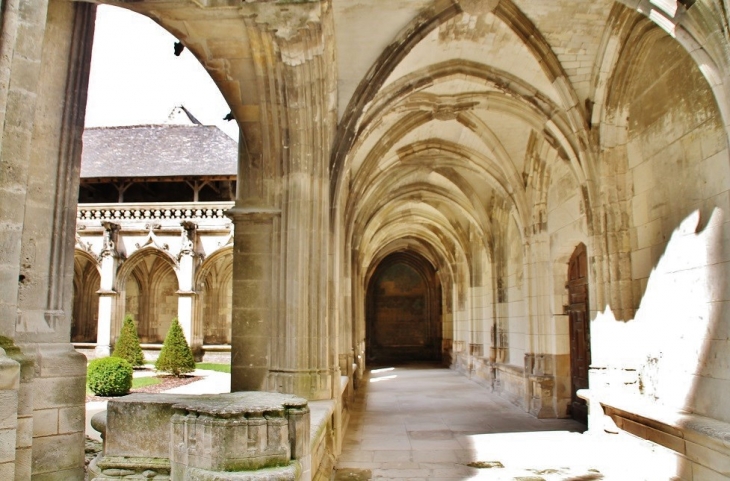 Le Cloître - Tours