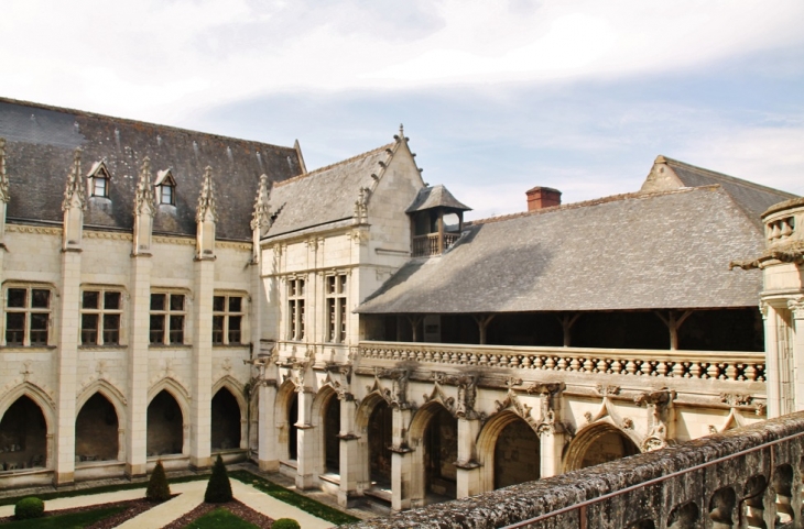 Le Cloître - Tours