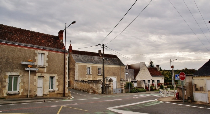 Le Village - Trogues