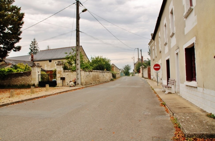 Le Village - Trogues