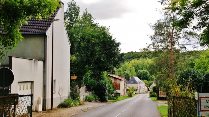 Le Village - Villaines-les-Rochers