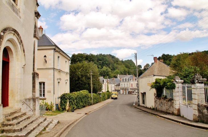 Le Village - Villaines-les-Rochers