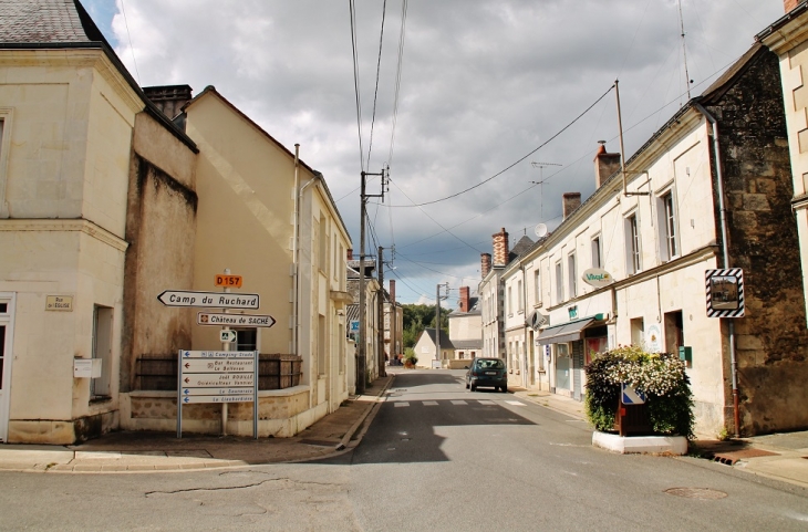 Le Village - Villaines-les-Rochers